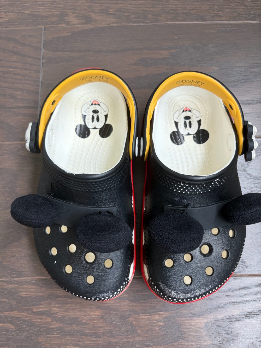 Crocs Mickey Mouse classic black soft ear clogs C10